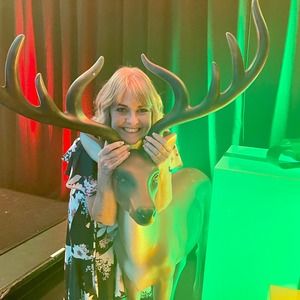 Meet your Posher, Clair